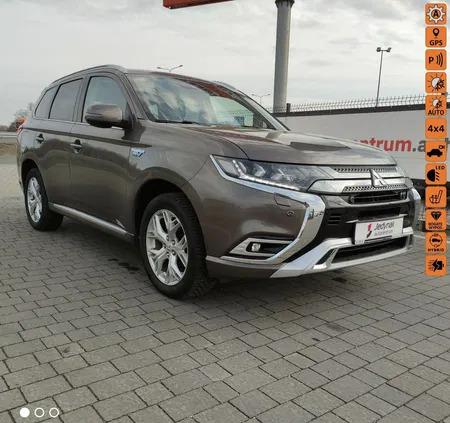 mitsubishi gniew Mitsubishi Outlander cena 108800 przebieg: 108200, rok produkcji 2019 z Gniew